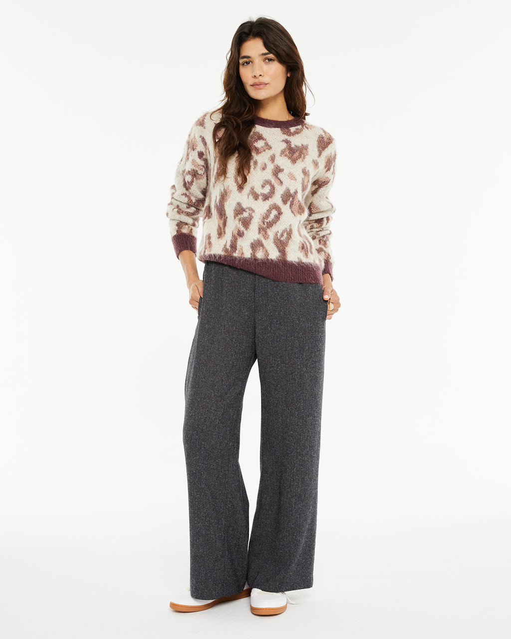 Jersey jacquard animal print